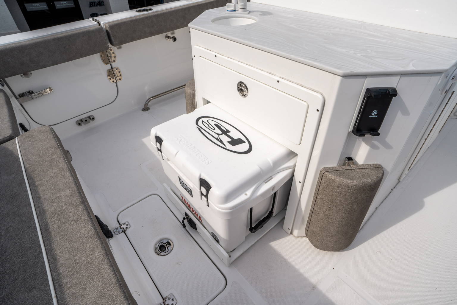 New 2025 Sea Hunt Ultra 275 SE #0259 image 17