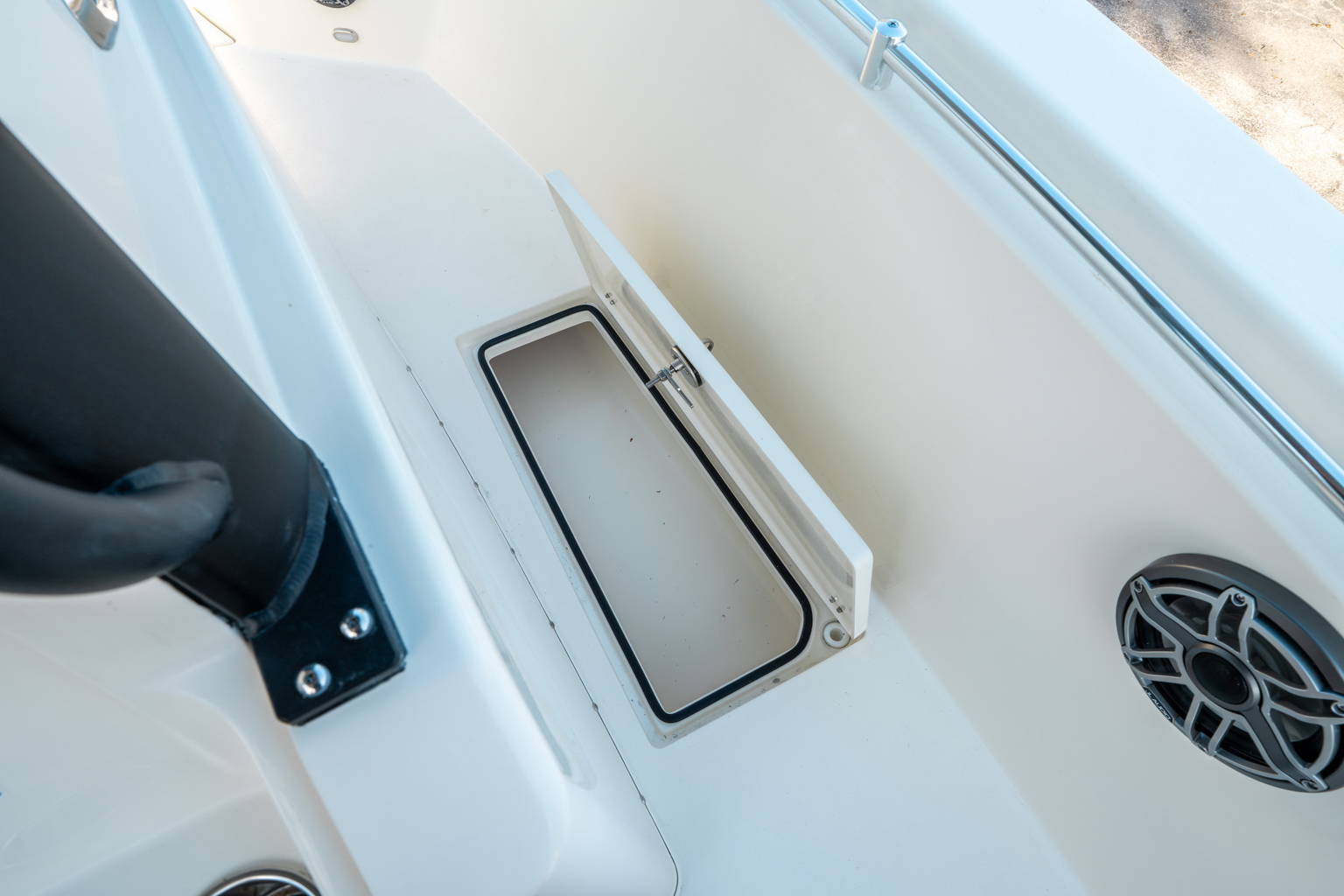 New 2025 Cobia 301 CC #Z010 image 30