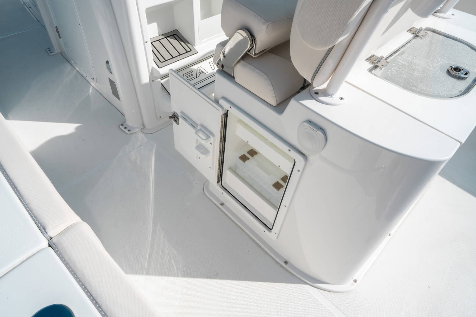 New 2025 Sea Hunt Gamefish 27 CB #0391 image 20