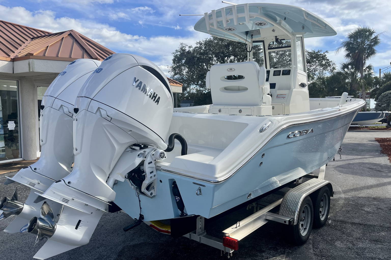 New 2025 Cobia 240 CC #B017 image 6