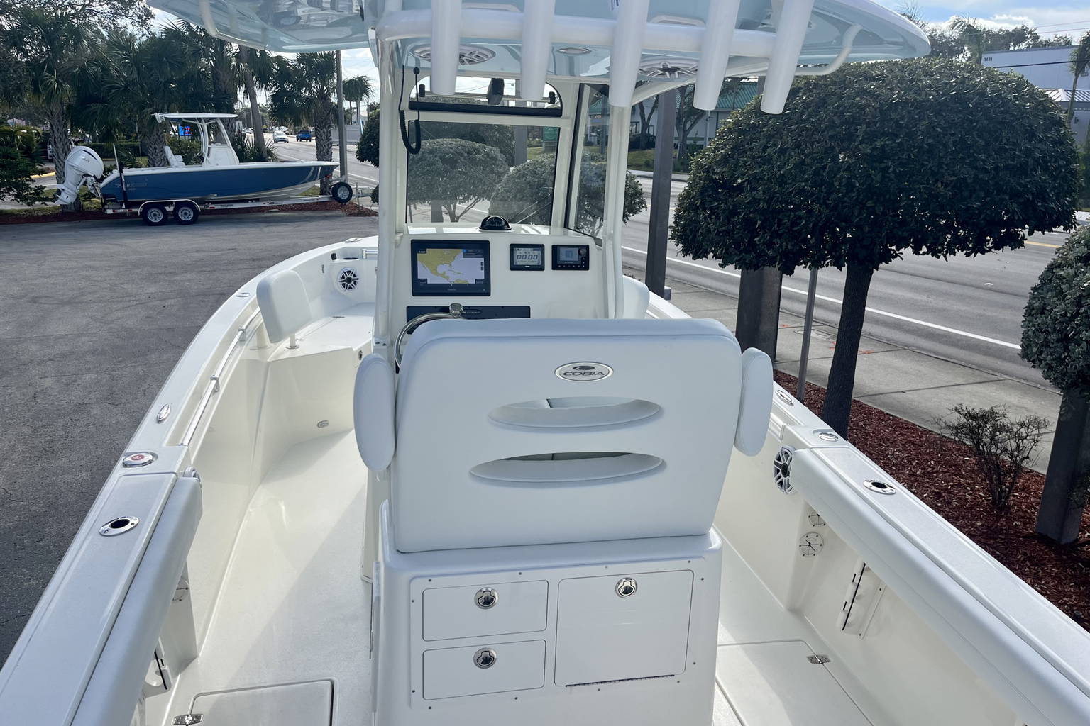 New 2025 Cobia 240 CC #B017 image 11