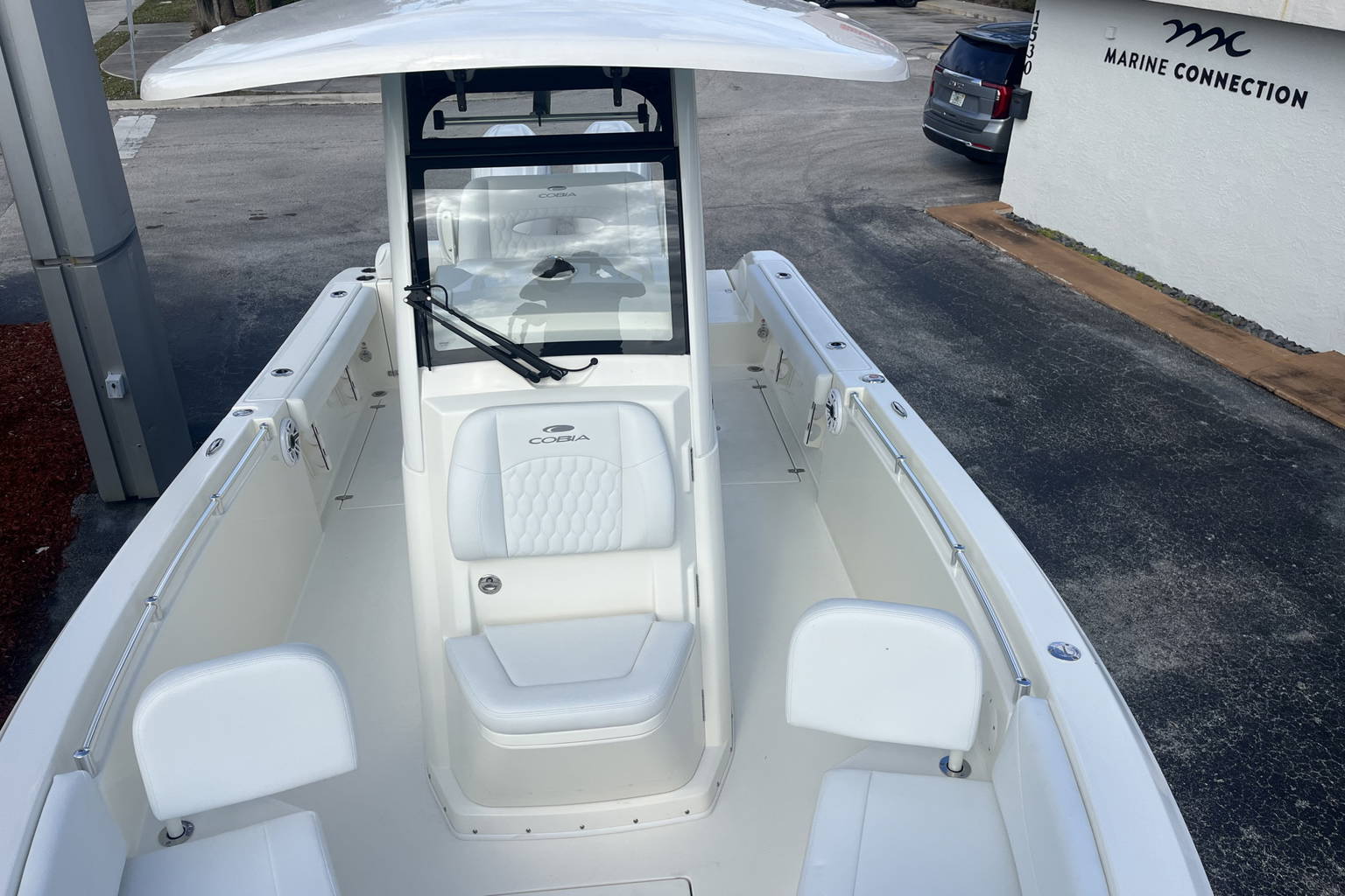 New 2025 Cobia 240 CC #B017 image 21