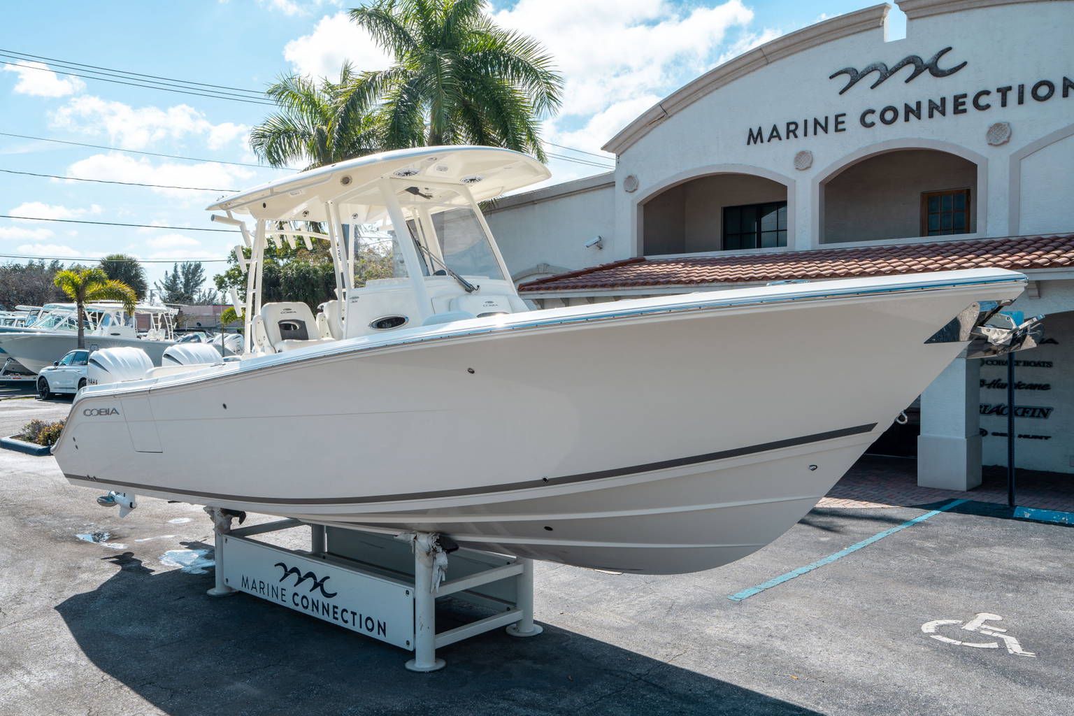 New 2024 Cobia 301 CC #Z029 image 8
