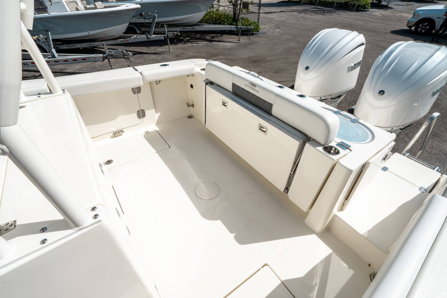 New 2024 Cobia 301 CC #Z029 image 11