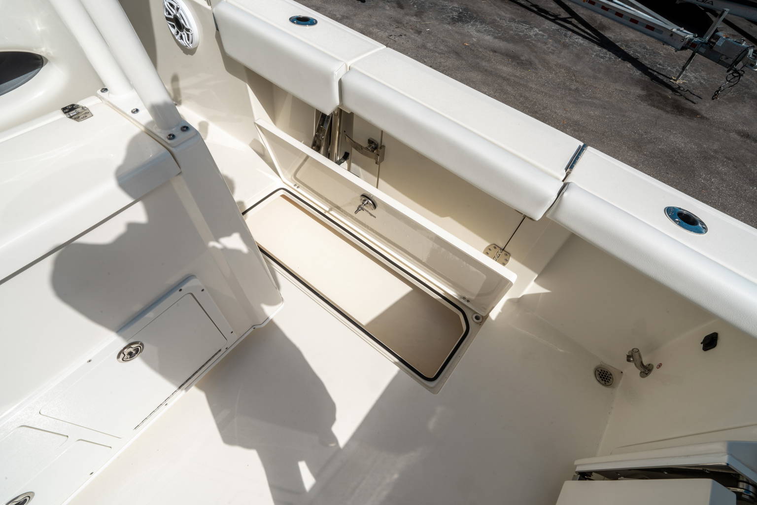 New 2024 Cobia 301 CC #Z029 image 17