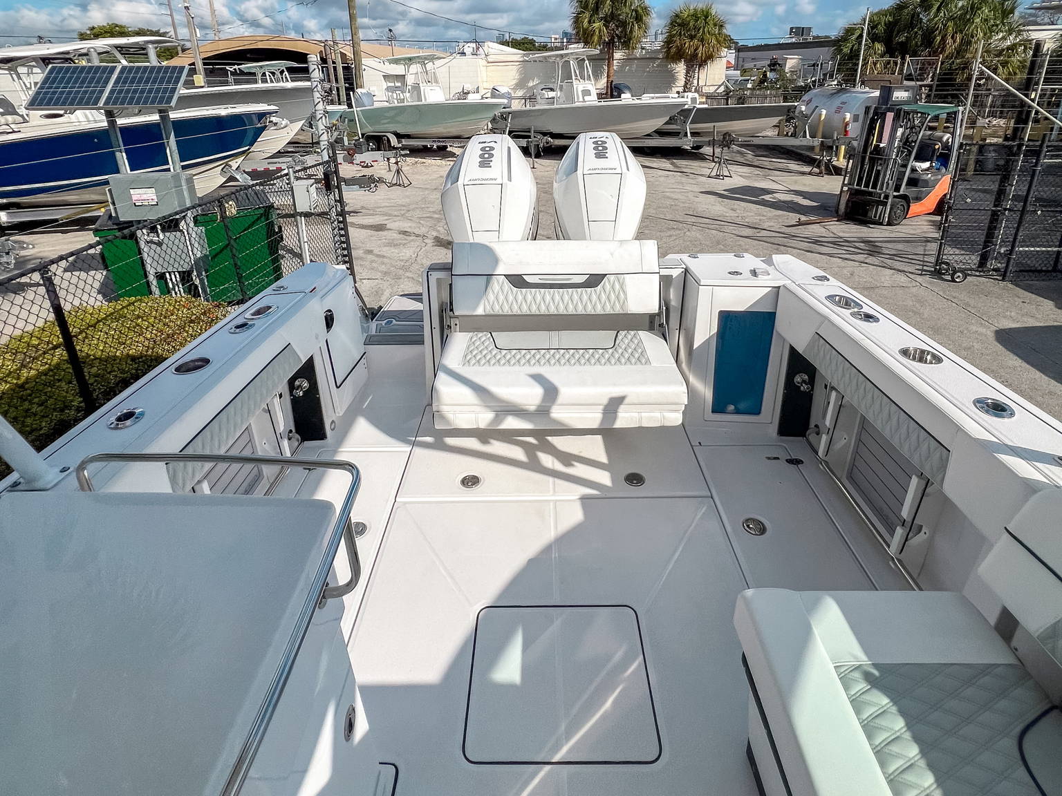 Alternative image of Blackfin 272DC in West Palm Beach, FL
