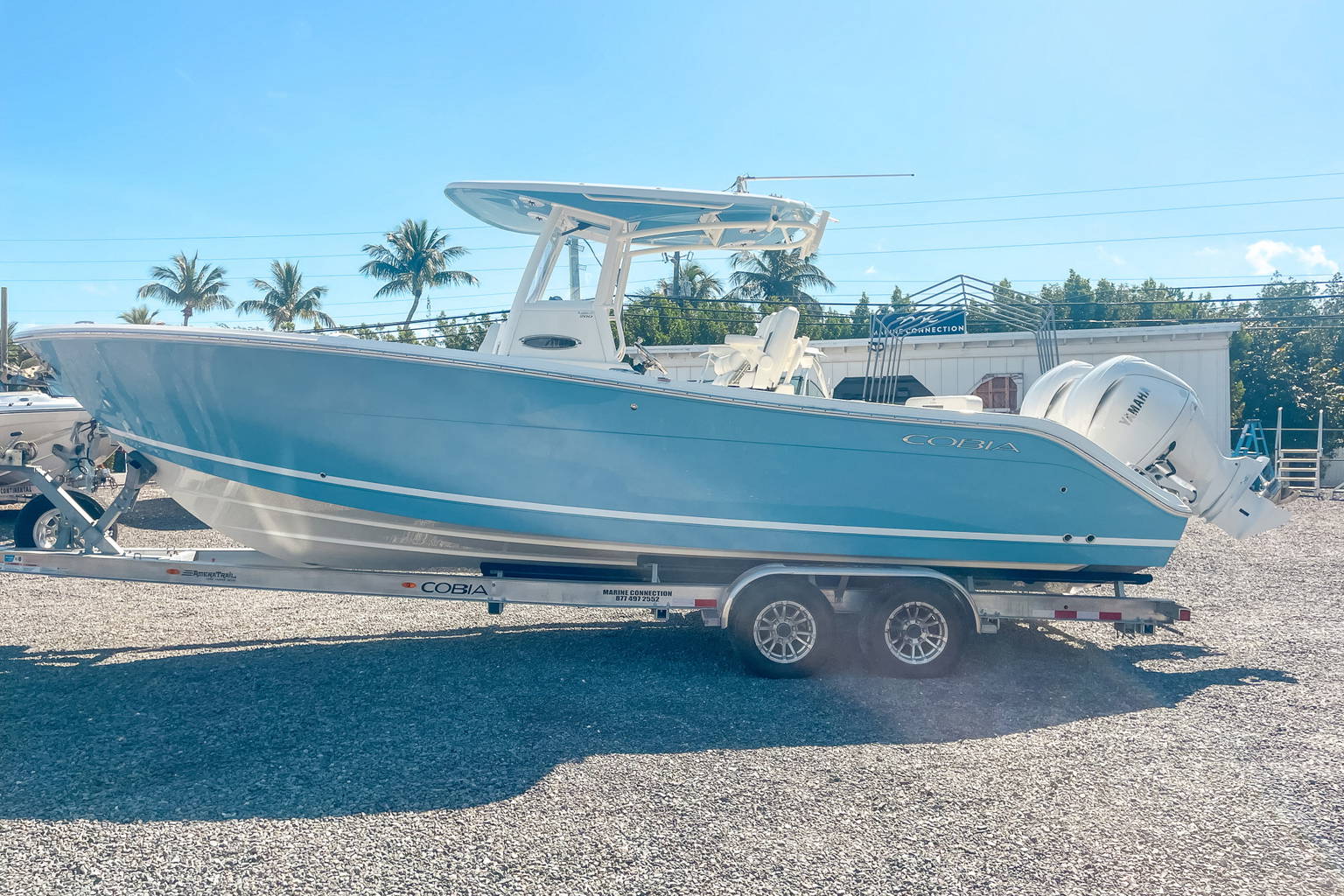 New 2024 Cobia 280 CC #D034 image 5