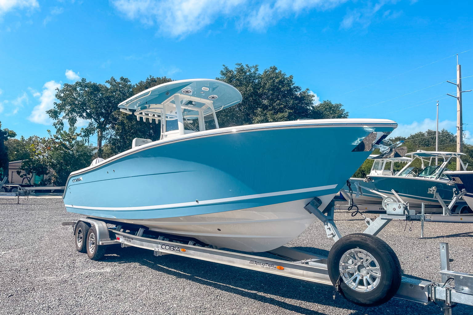 New 2024 Cobia 280 CC #D034 image 8