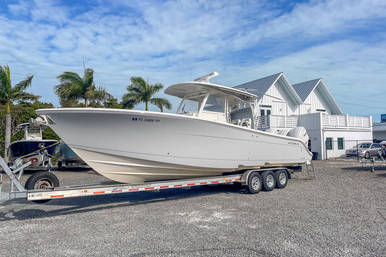 Alternative image of Cobia 350 CC in Florida Keys, FL