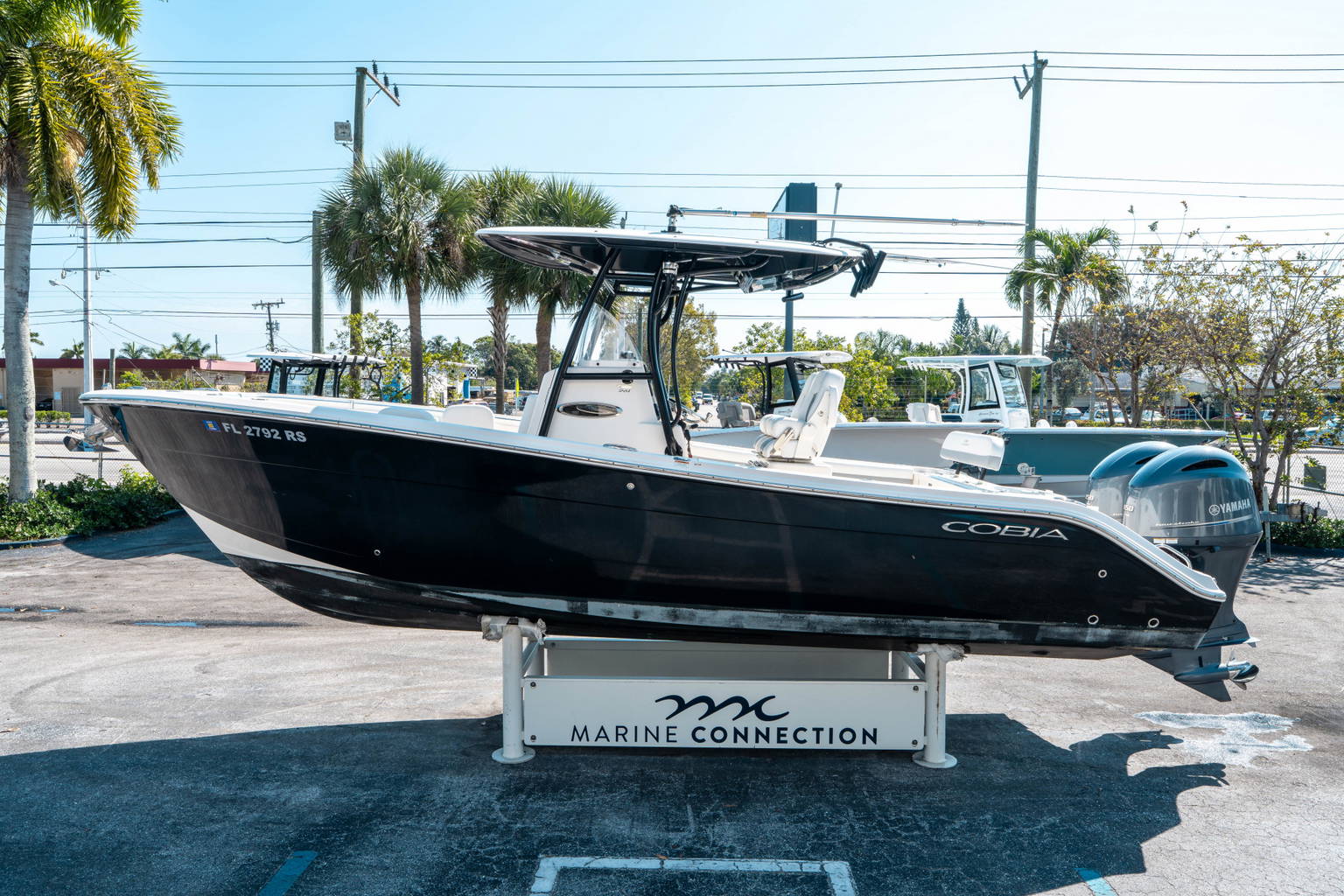 Used 2019 Cobia 261 CC #Y002 image 5