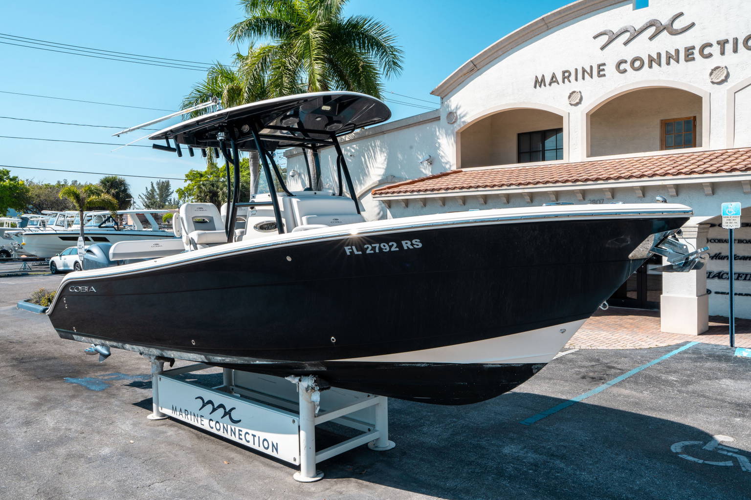 Used 2019 Cobia 261 CC #Y002 image 8