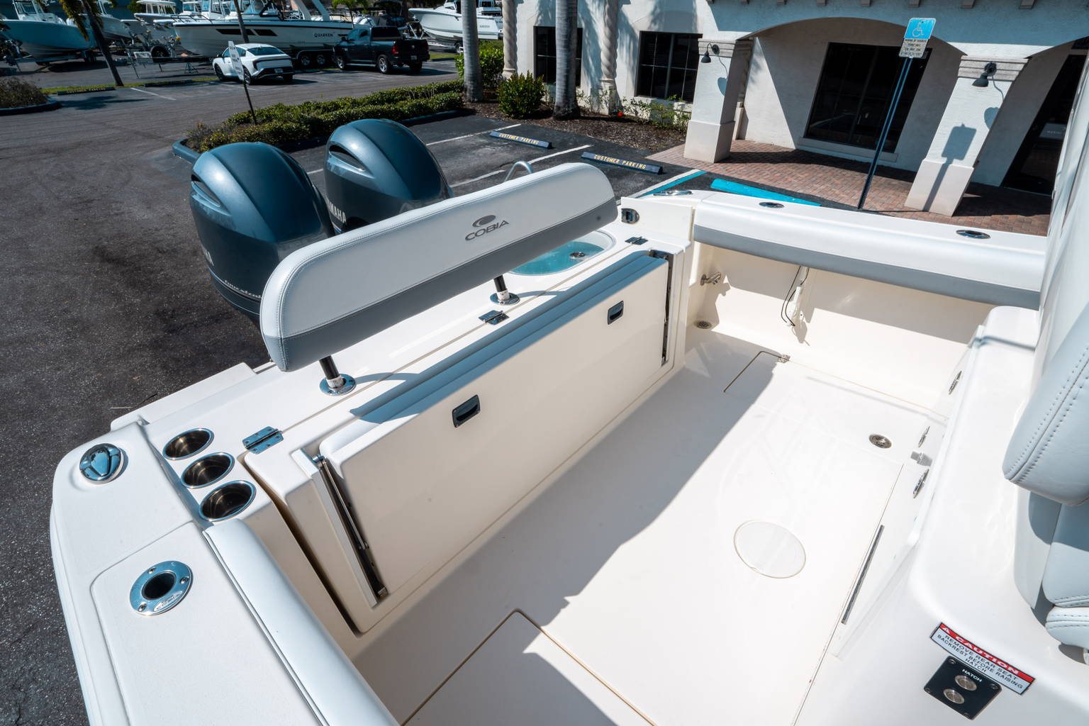 Used 2019 Cobia 261 CC #Y002 image 11