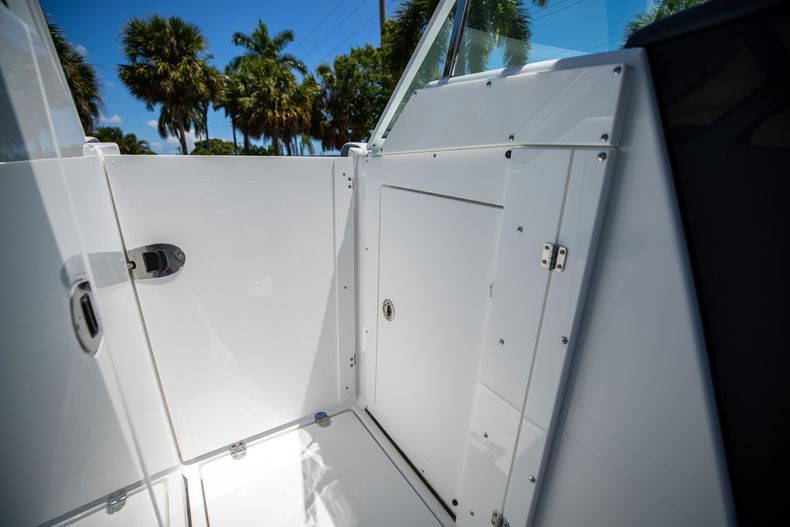 New 2022 Blackfin 232DC #K102 image 31