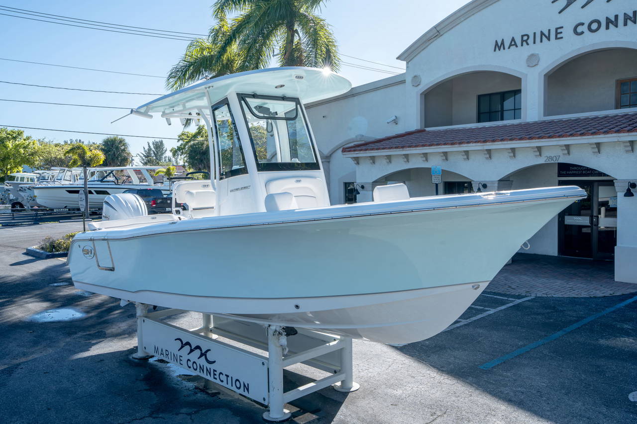 Alternative image of Sea Hunt Ultra 235 SE in West Palm Beach, FL