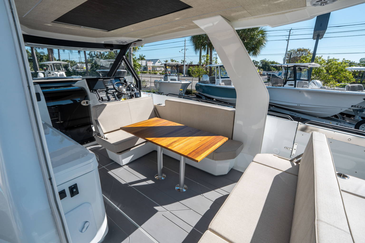 New 2025 Quarken 35 Sport Tourer #0021 image 16