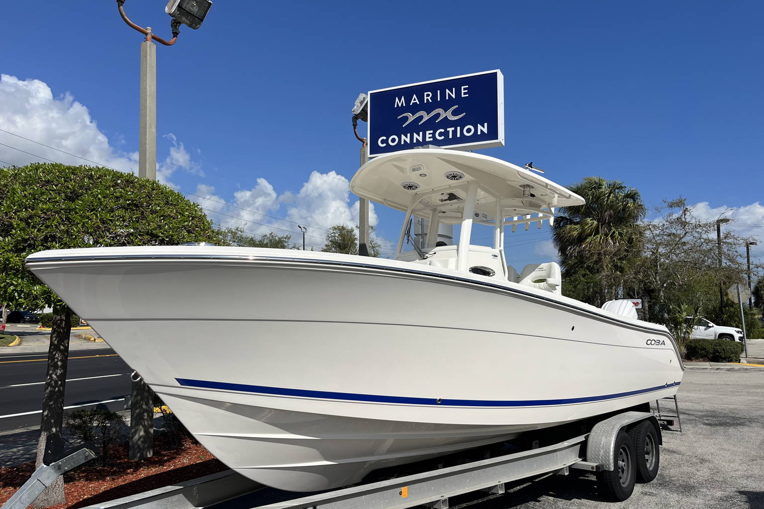 New 2024 Cobia 262 CC #C024 image 2