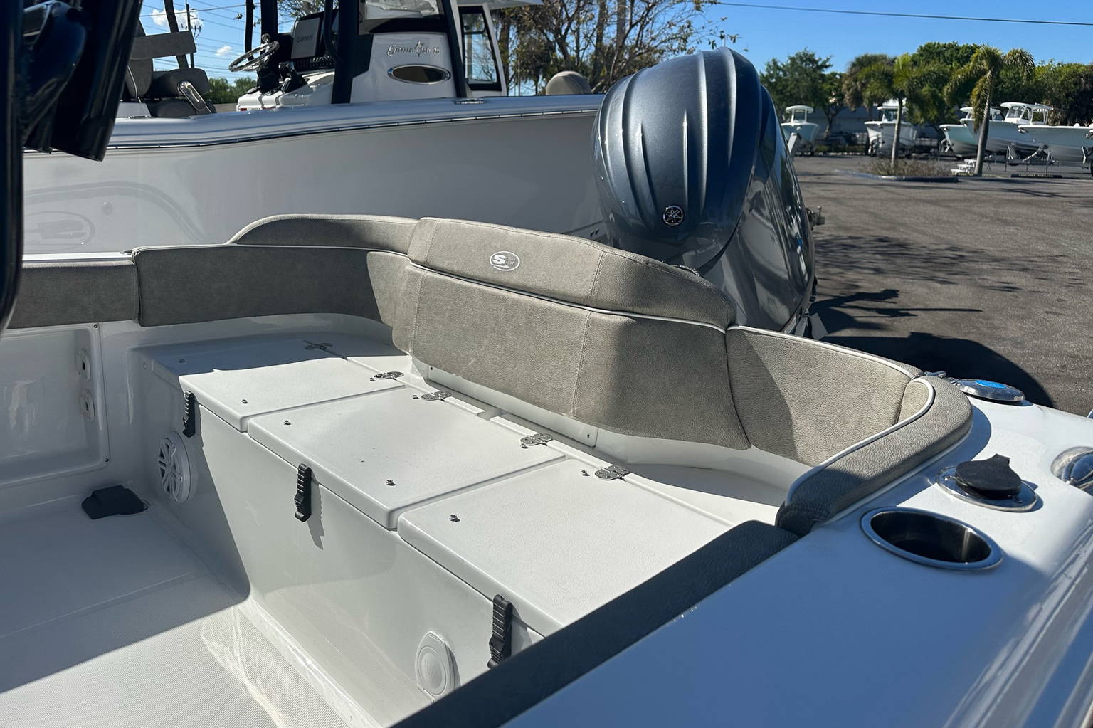 Alternative image of Sea Hunt Ultra 219 in Miami, FL