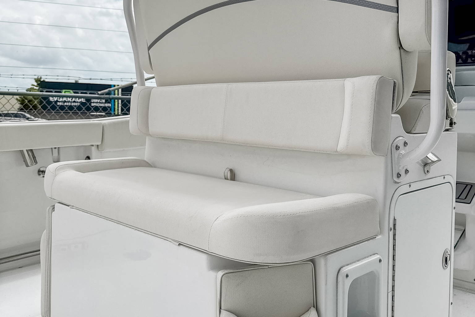 New 2025 Sea Hunt Ultra 265 SE #0300 image 8