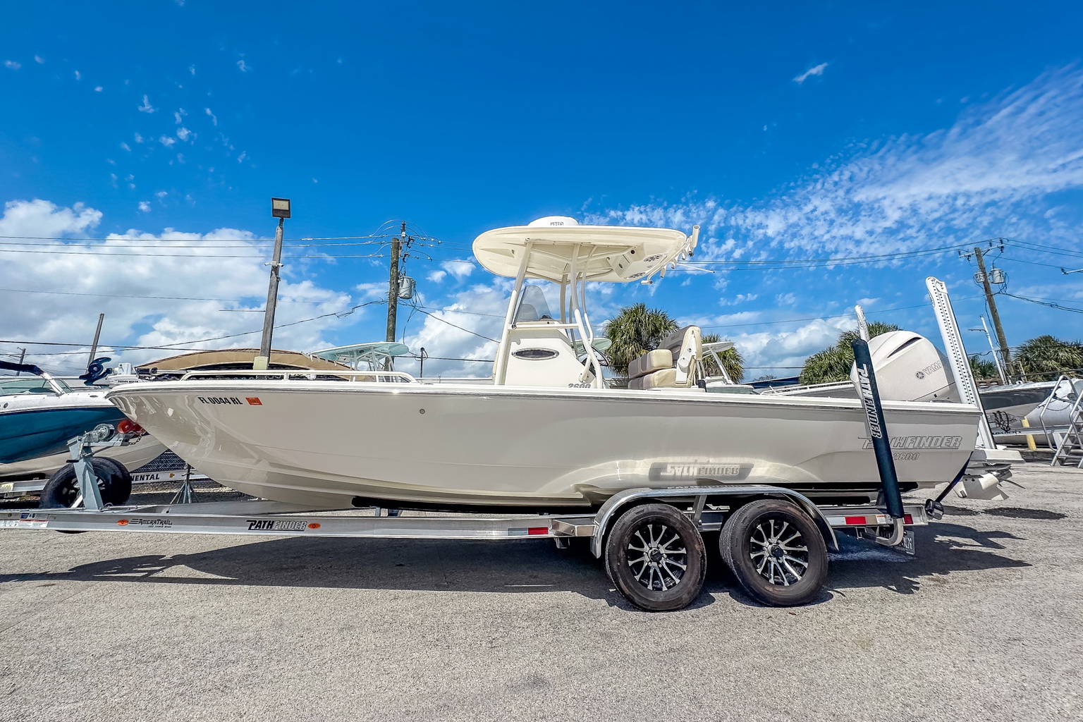 Used 2017 Pathfinder 2600 TRS #C025 image 2