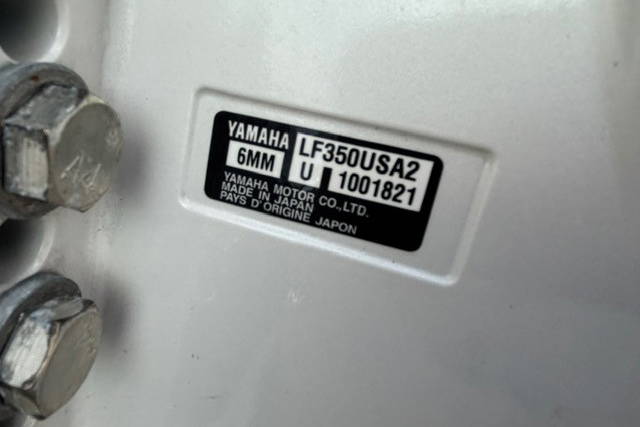New 2025 Hurricane SunDeck 3200 OB #9557 image 15