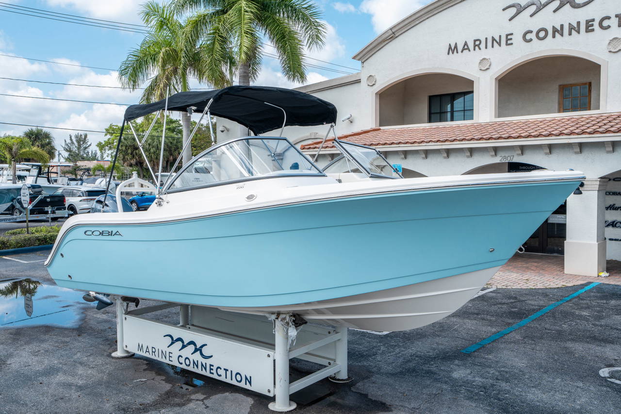 Alternative image of Cobia 220 DC in West Palm Beach, FL