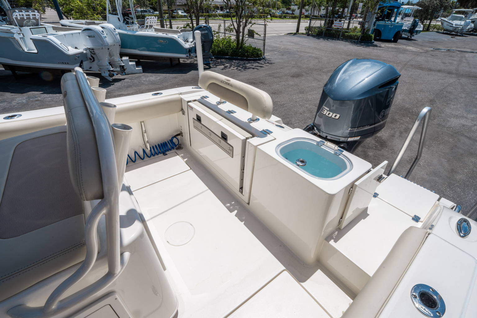 Used 2017 Cobia 237 CC #РО52 image 11