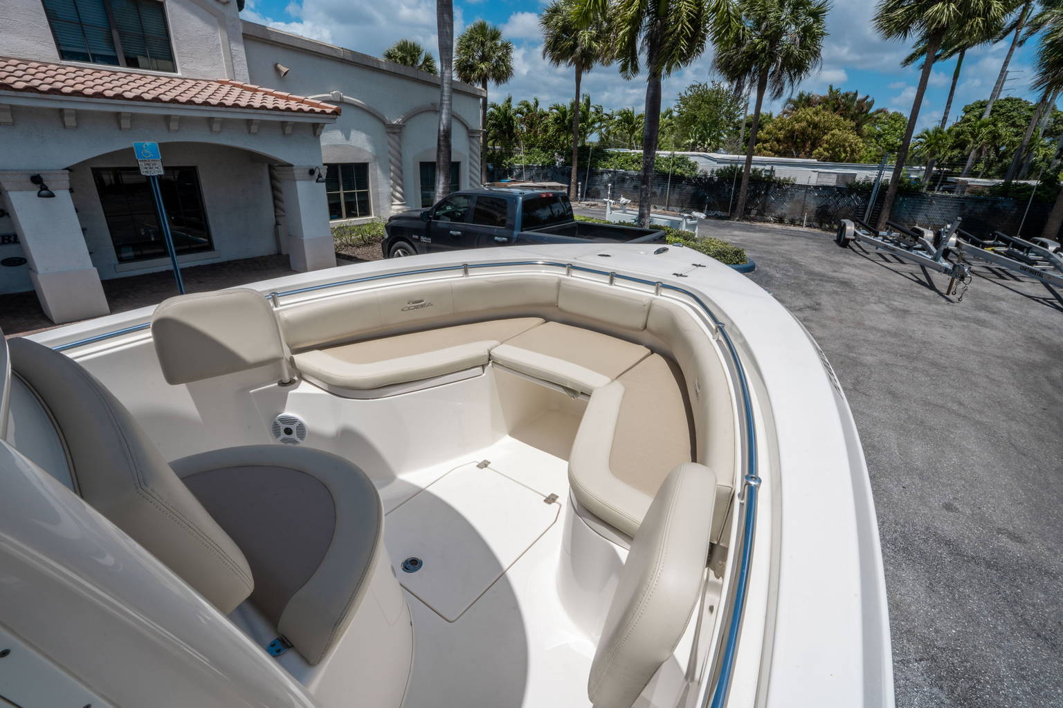 Used 2017 Cobia 237 CC #РО52 image 28