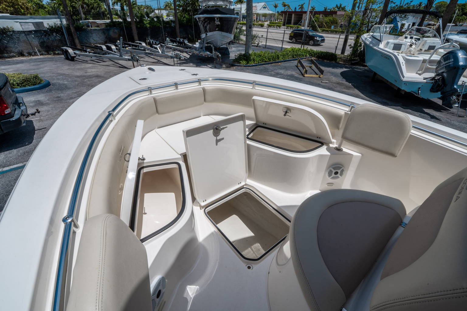 Used 2017 Cobia 237 CC #РО52 image 29