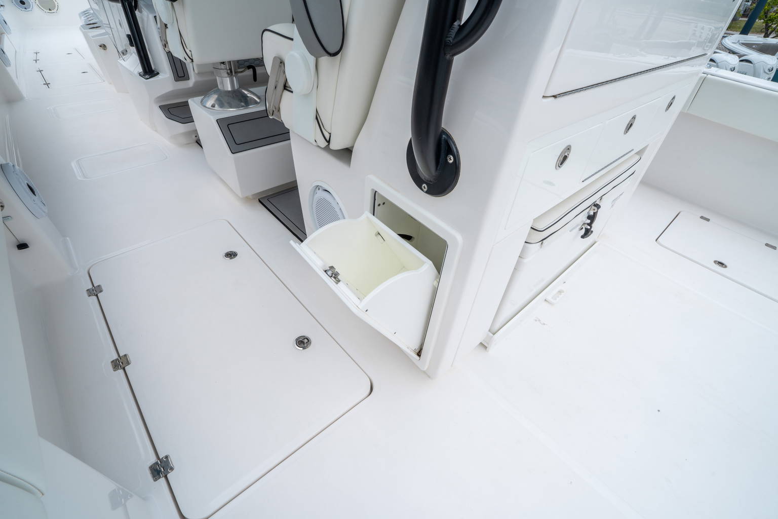 Used 2022 Invincible 40 Catamaran #0264 image 25