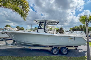 New 2025 Sea Hunt Ultra 305 SE for sale