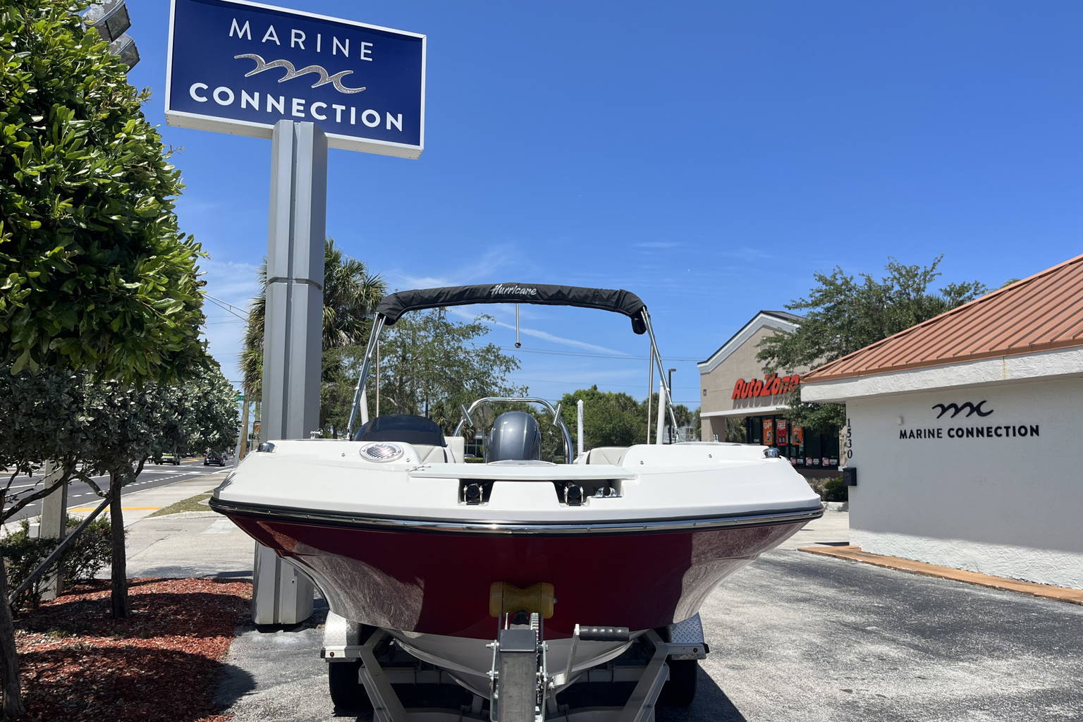 Used 2023 Hurricane 205 Sundeck Sport OB #0004 image 5