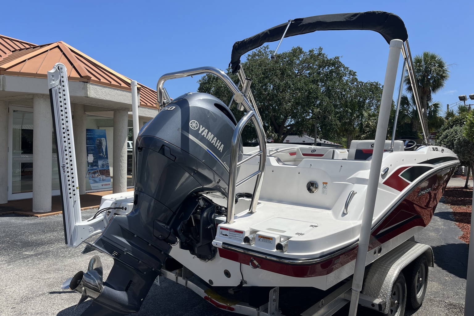 Used 2023 Hurricane 205 Sundeck Sport OB #0004 image 8