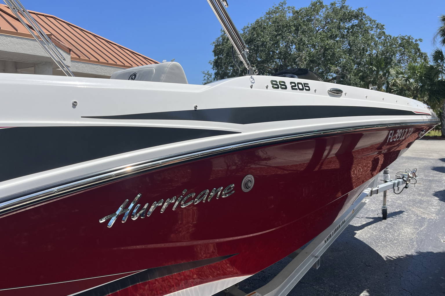 Used 2023 Hurricane 205 Sundeck Sport OB #0004 image 9