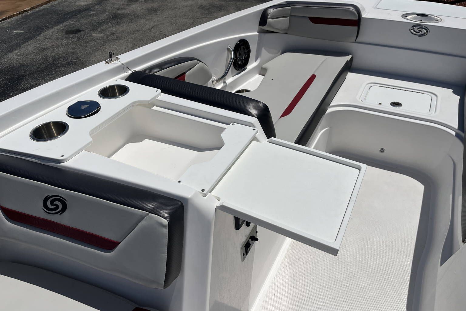 Used 2023 Hurricane 205 Sundeck Sport OB #0004 image 18
