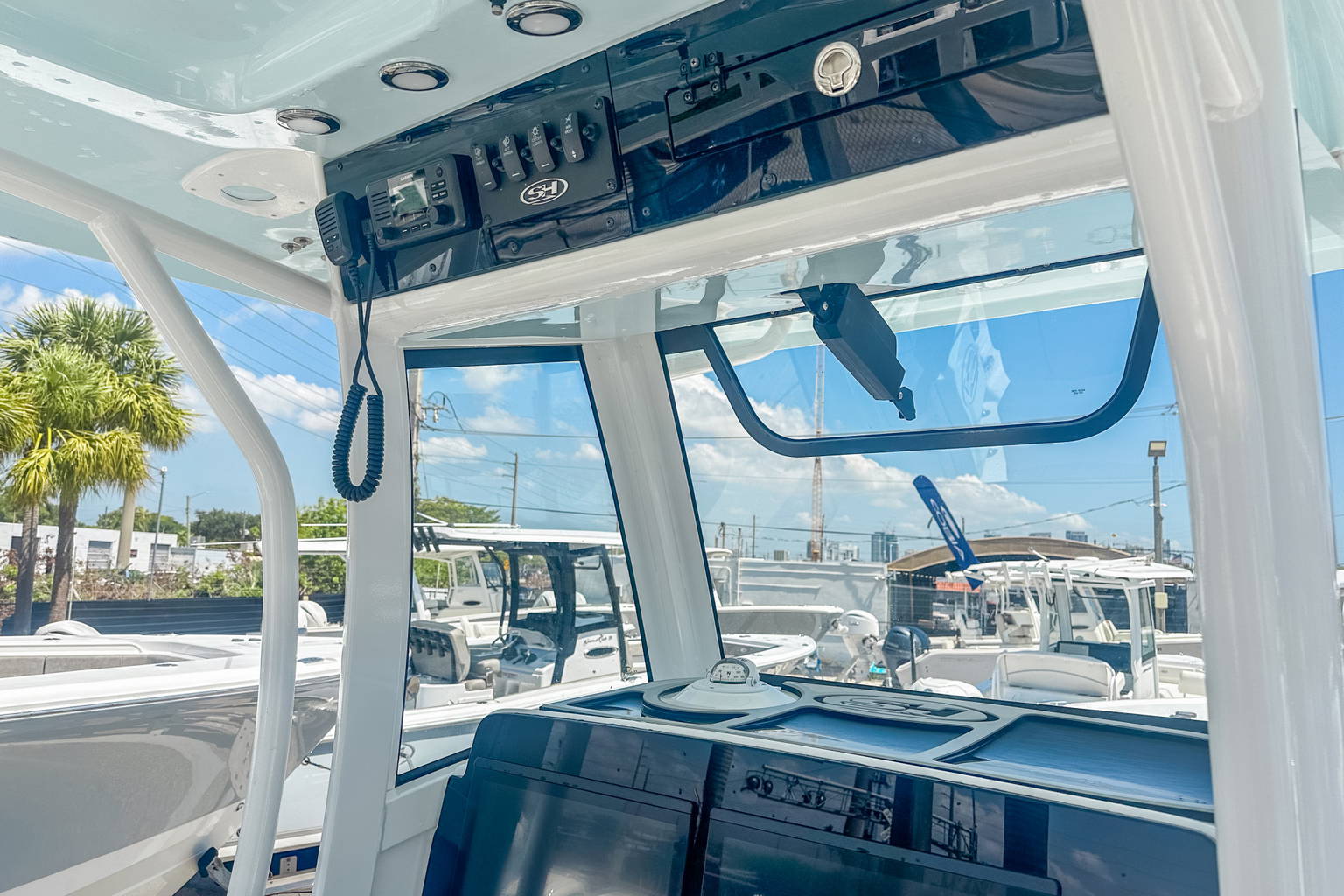 New 2025 Sea Hunt Ultra 305 SE #0078 image 24