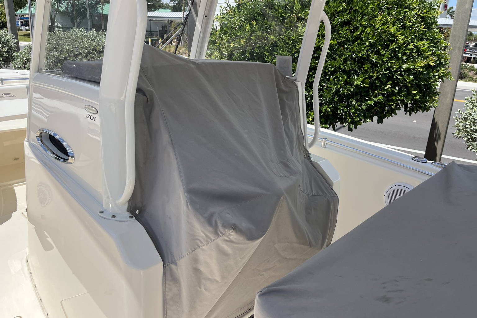 Used 2019 Cobia 301 #Z053 image 40