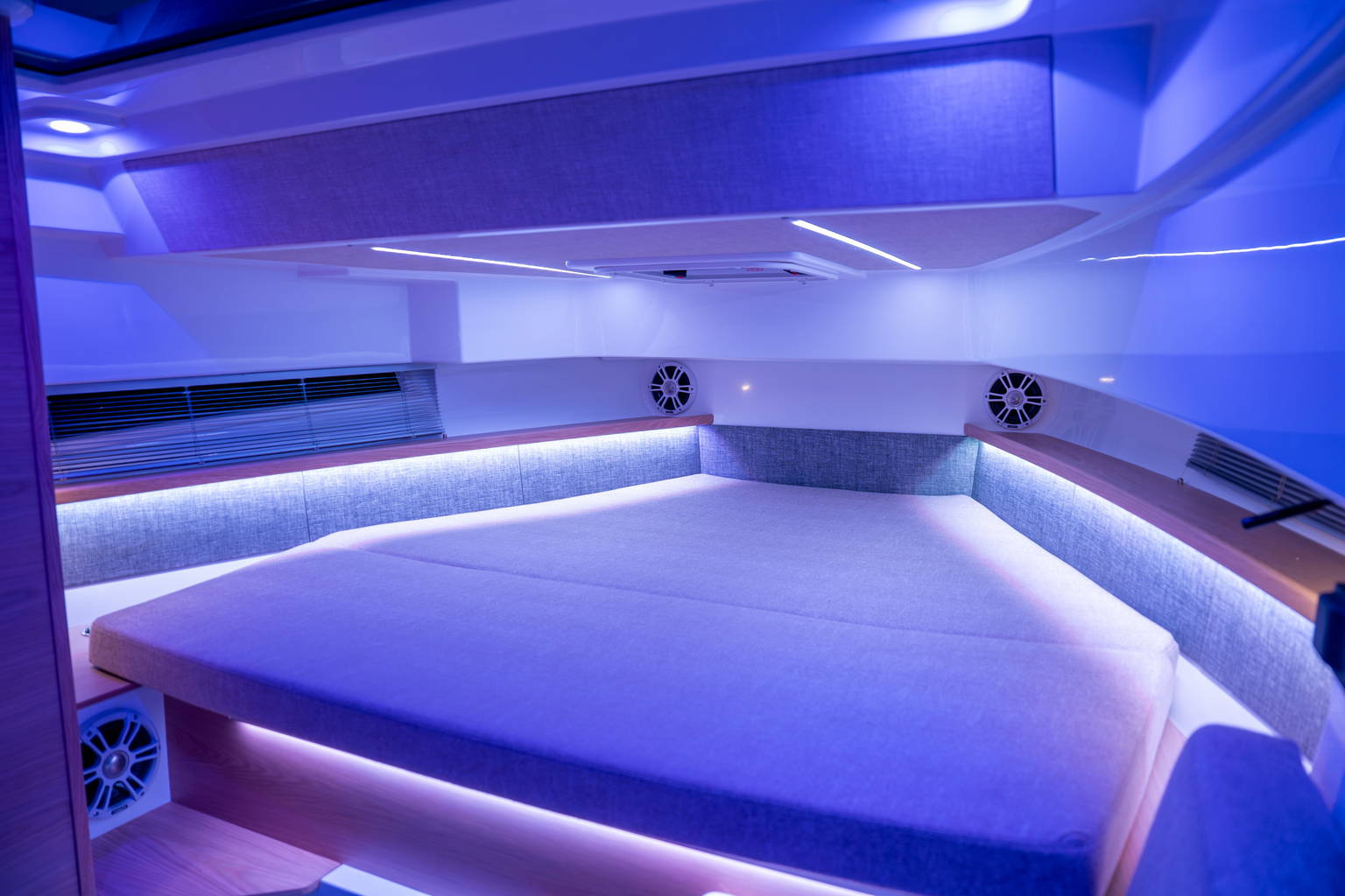 New 2026 Quarken 35 Cabin Tourer #XXXX image 14