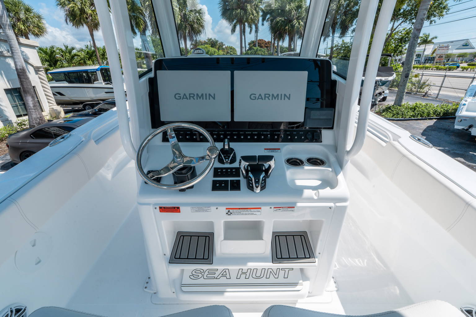 New 2025 Sea Hunt Ultra 305 SE #0102 image 23