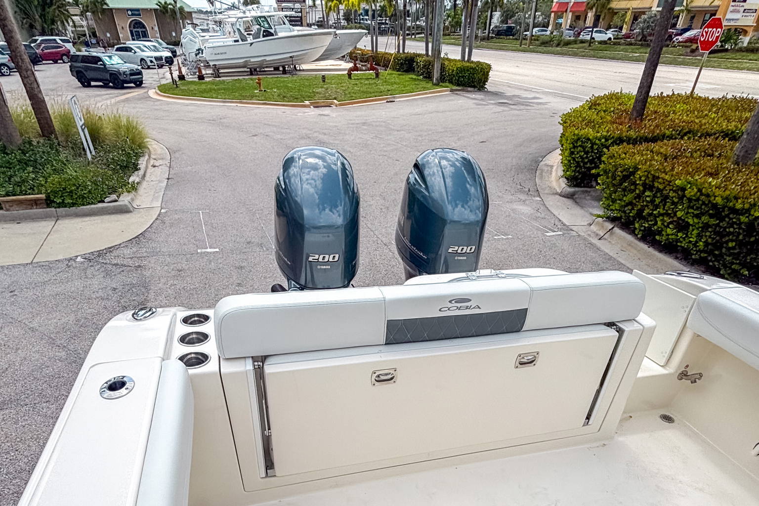 Used 2022 Cobia 280 CC #D064 image 4
