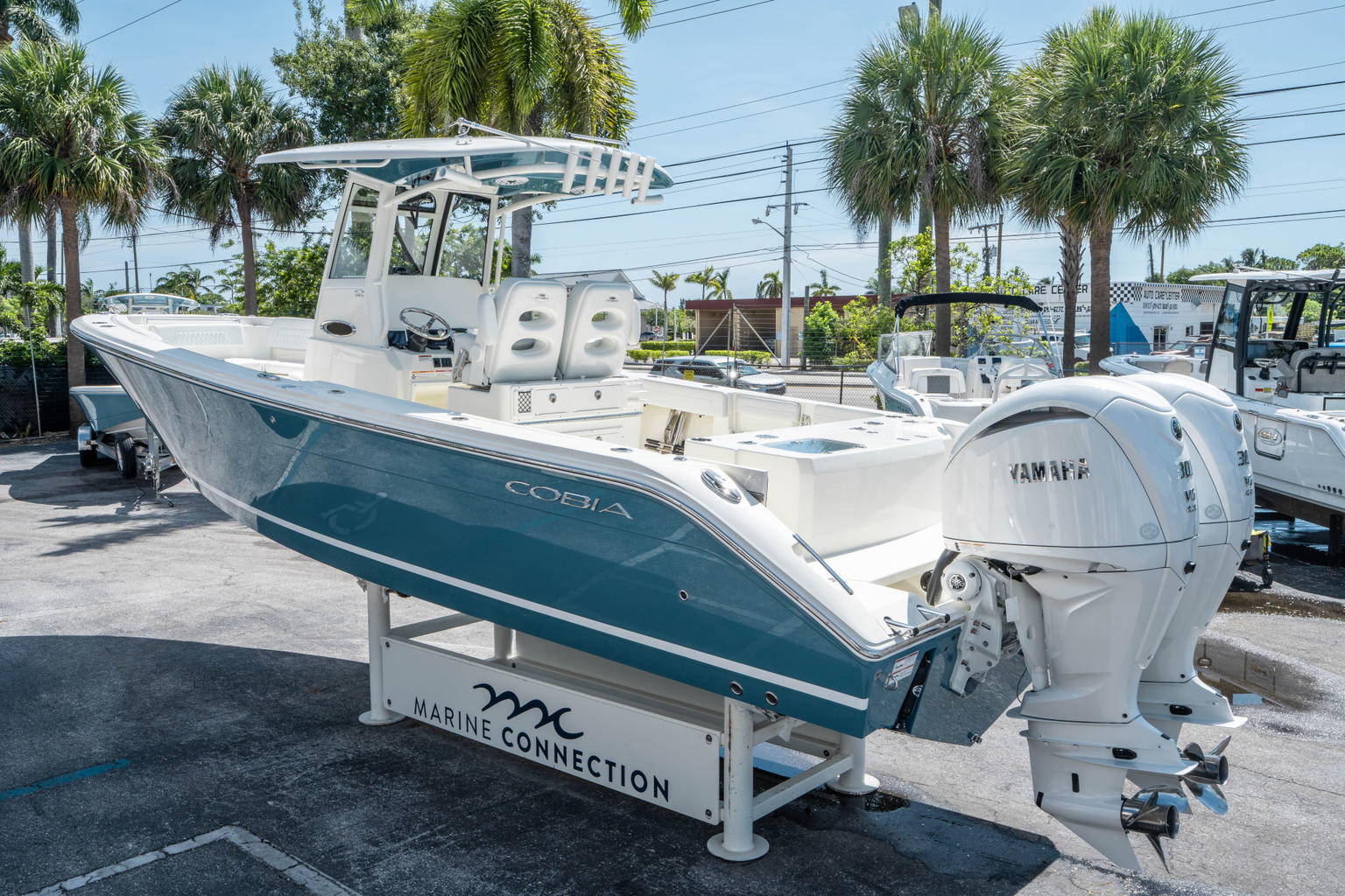 New 2025 Cobia 285 CC #J043 image 4