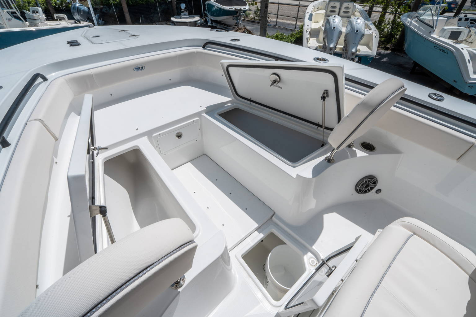 New 2026 Sea Hunt Gamefish 27 FS #0006 image 31