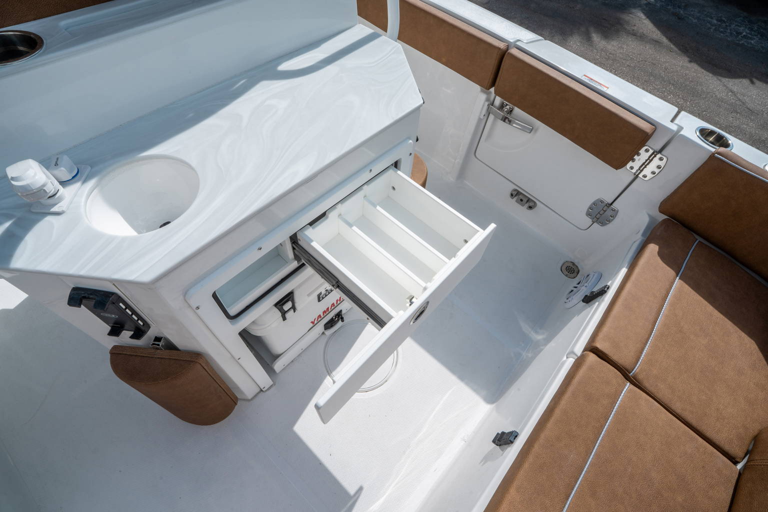 New 2026 Sea Hunt Ultra 245 SE #0131 image 17