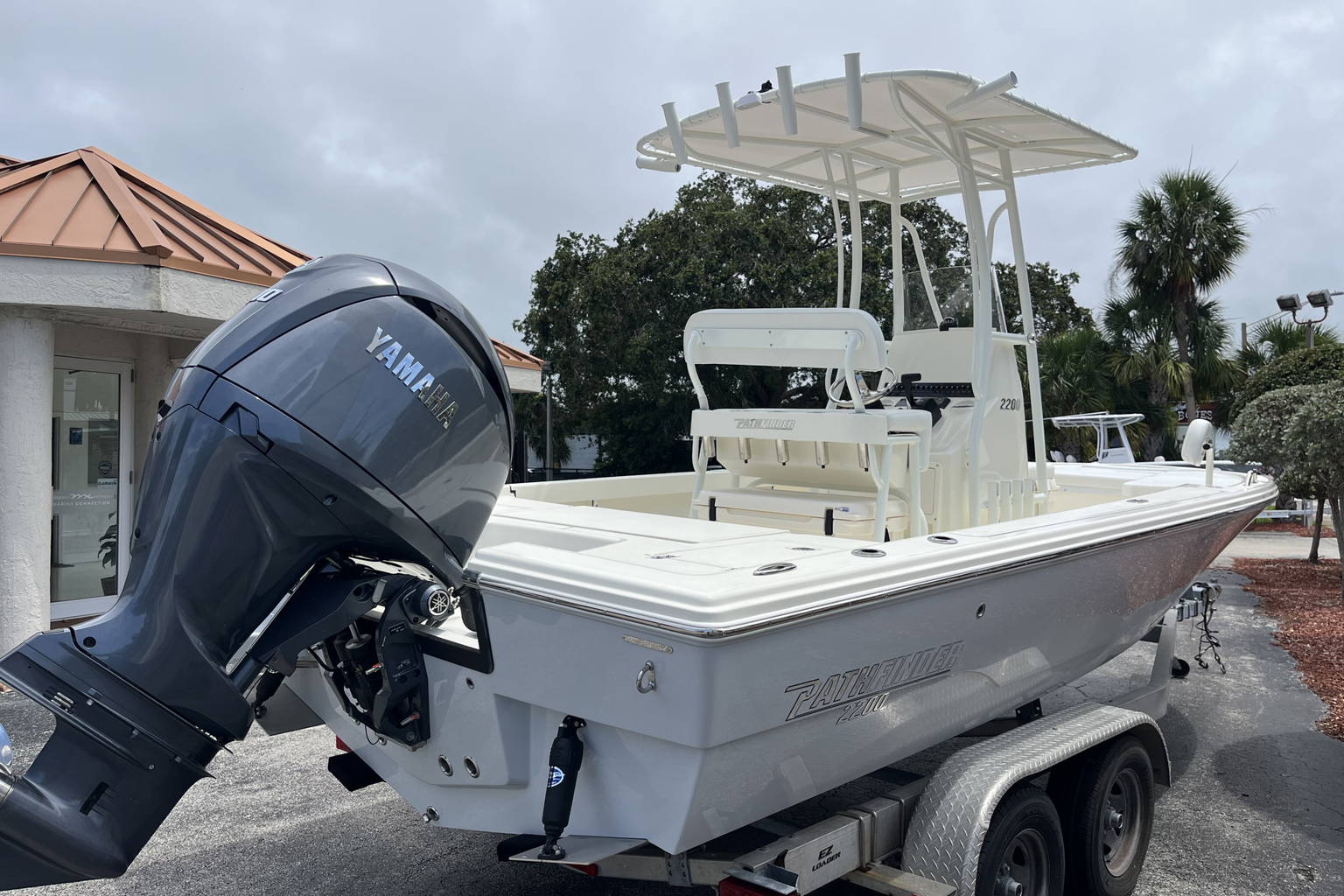 New 2025 Pathfinder 2200 TRS #J077 image 7