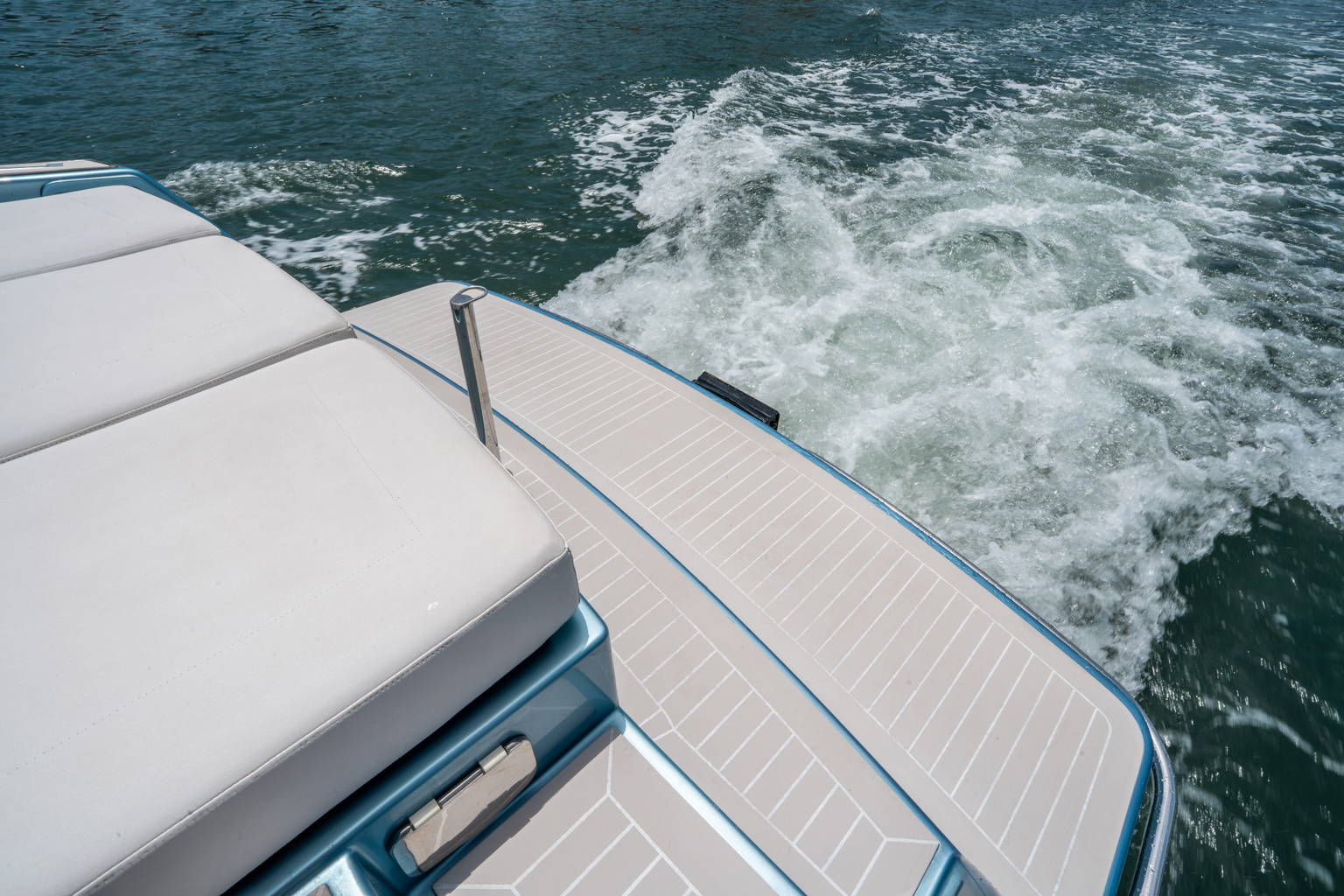 Used 2018 VanDutch 30 #0054 image 10