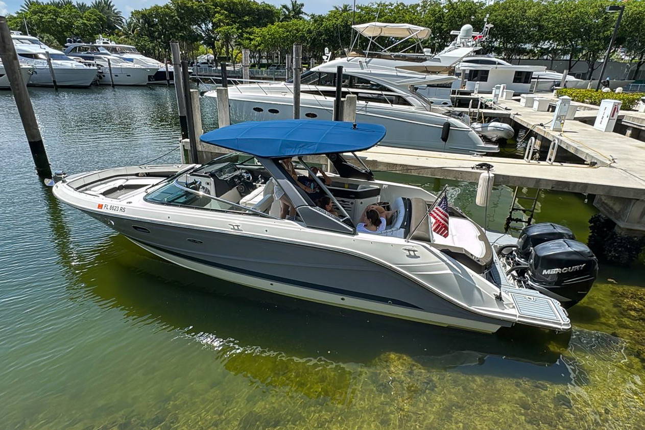 Used 2018 Sea Ray SLX 310 #1273 image 5