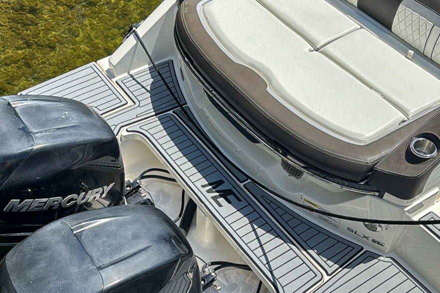 Used 2018 Sea Ray SLX 310 #1273 image 9