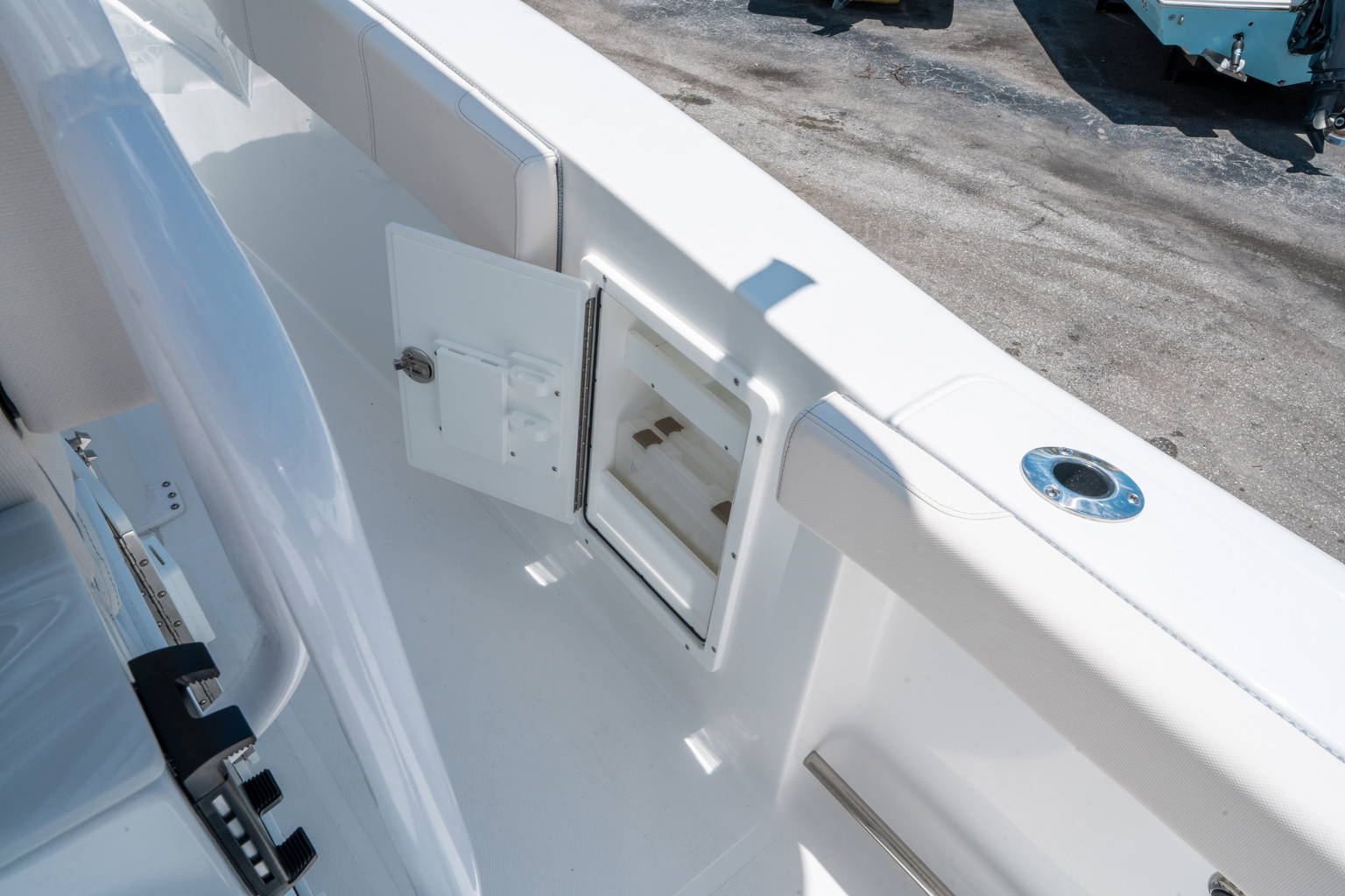 New 2026 Sea Hunt Ultra 305 SE #0107 image 15