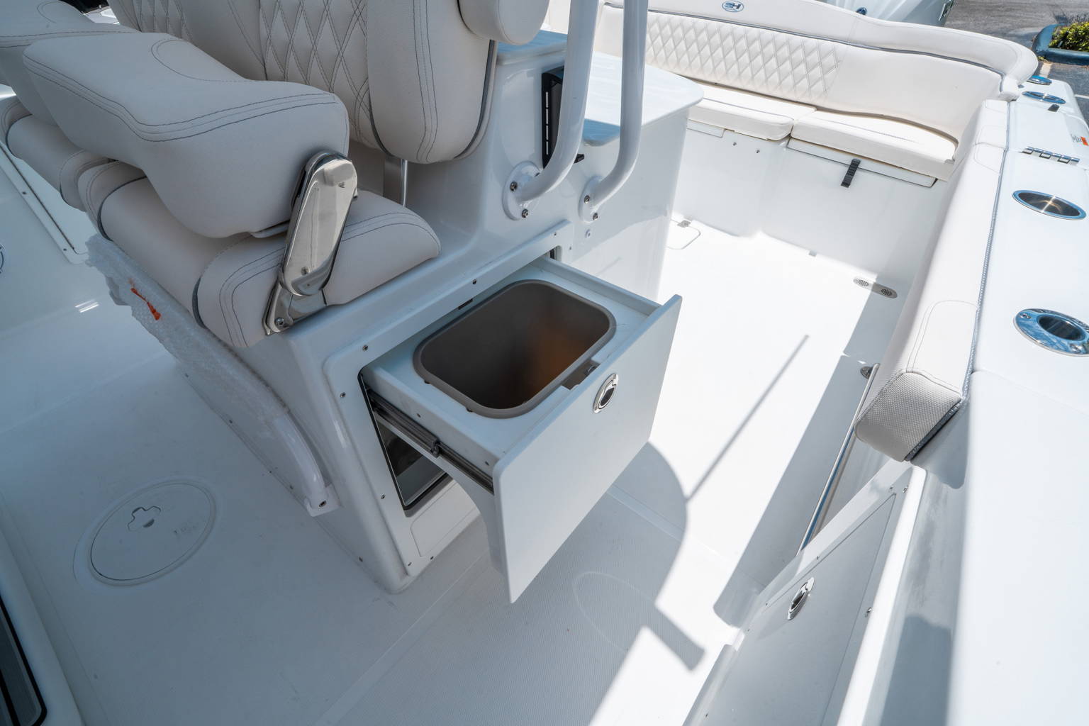 New 2026 Sea Hunt Ultra 305 SE #0107 image 17