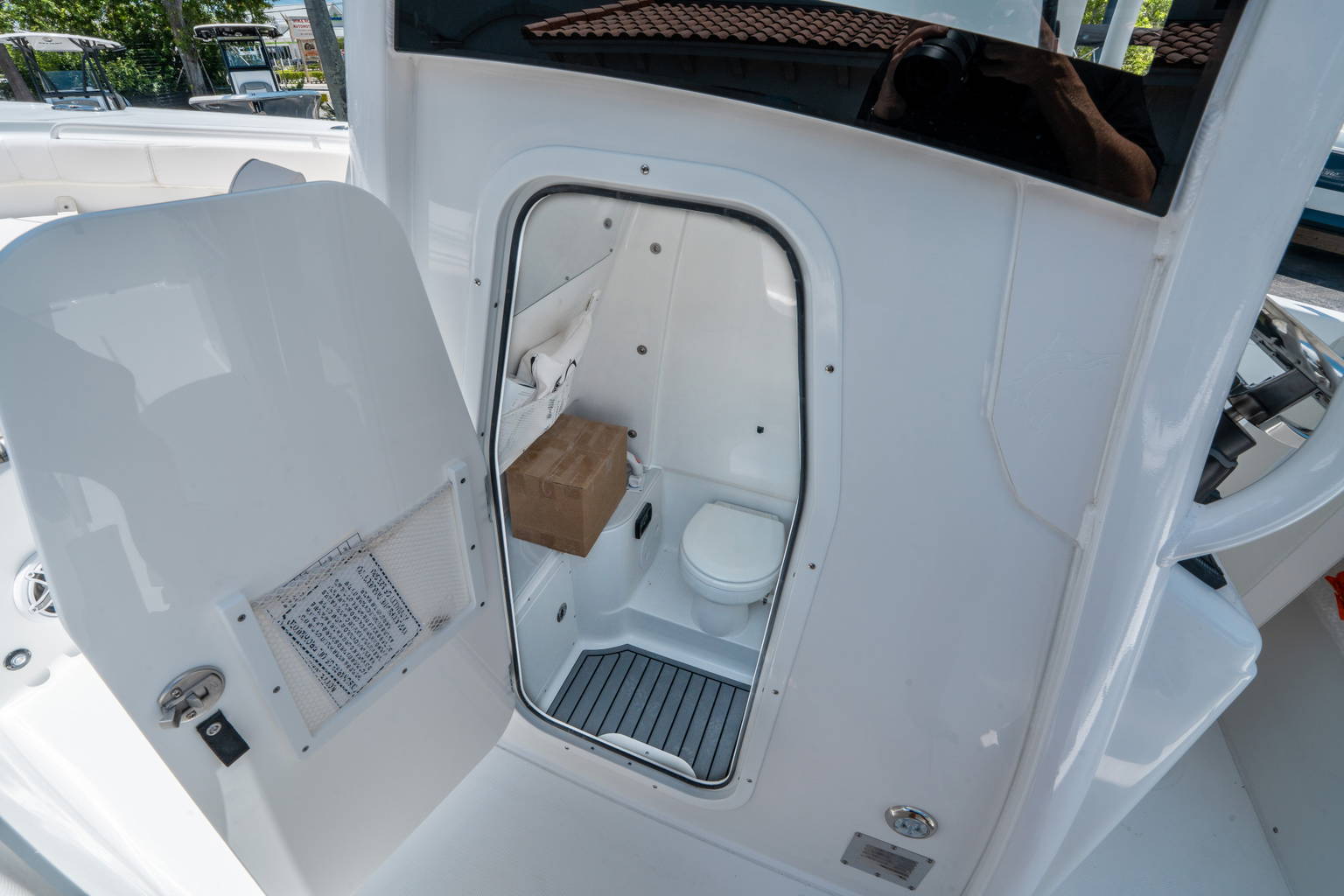 New 2026 Sea Hunt Ultra 305 SE #0107 image 24