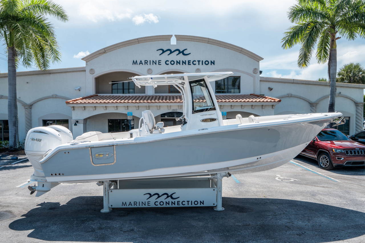 Main image of Sea Hunt Ultra 265 SE in Stuart, FL